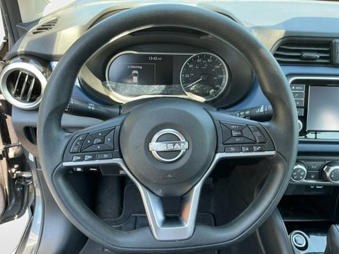 Used 2023 Nissan Versa SV image 13