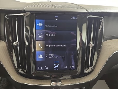 Used 2021 Volvo XC60 T5 Inscription image 18