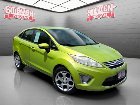 Used 2011 Ford Fiesta SEL image 1