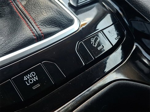 Used 2022 Jeep Compass Trailhawk image 23