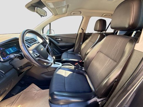 Used 2016 Chevrolet Trax LT w/ LT Convenience Package image 20