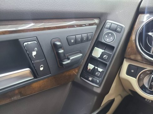 Used 2014 Mercedes-Benz GLK 350 2WD image 28