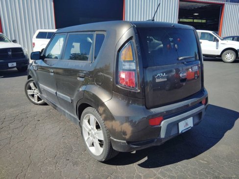 Used 2010 Kia Soul ! image 7