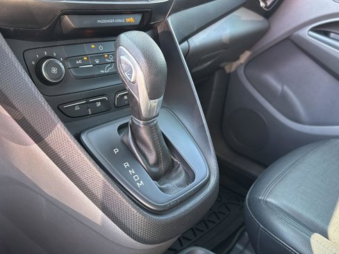 Used 2019 Ford Transit Connect XL image 21