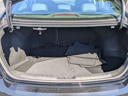 Used 2020 Hyundai Elantra Limited w/ Cargo Package (C1) image 24