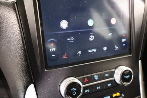 Used 2024 Ford Edge SEL image 7