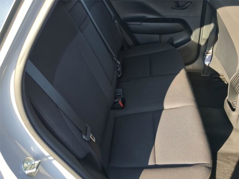 Used 2024 Hyundai Kona SE image 15