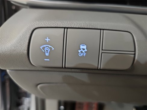 New 2025 Hyundai Elantra Sport image 24