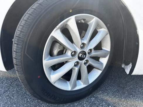 Used 2017 Kia Forte S w/ S Technology Package image 33