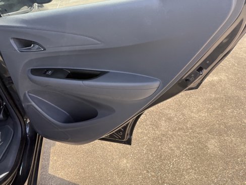 Used 2020 Chevrolet Bolt LT image 44