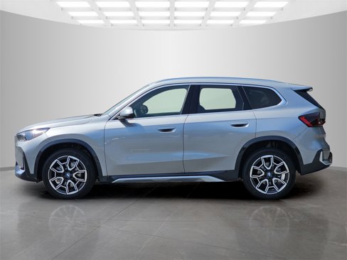 Used 2025 BMW X1 xDrive28i w/ Premium Package image 3