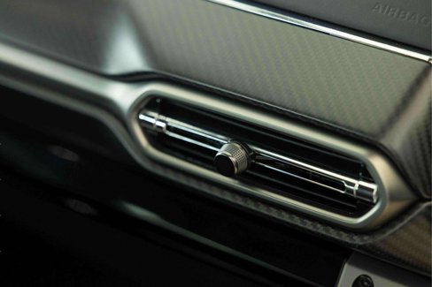 New 2025 Aston Martin V8 Vantage Coupe image 24