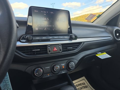 Used 2023 Kia Forte LXS image 24