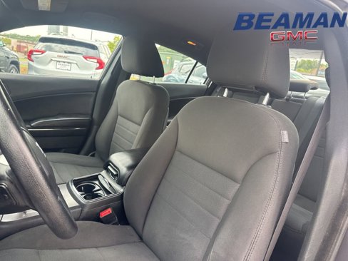 Used 2014 Dodge Charger SE image 16