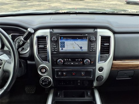 Used 2017 Nissan Titan SL w/ Chrome Package image 23