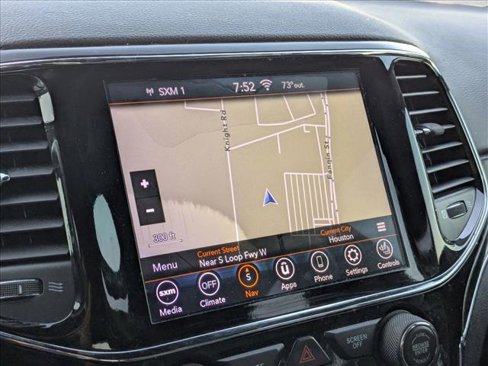 Used 2020 Jeep Grand Cherokee Limited image 12