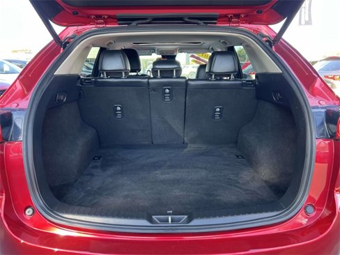 Used 2019 MAZDA CX-5 Touring image 10