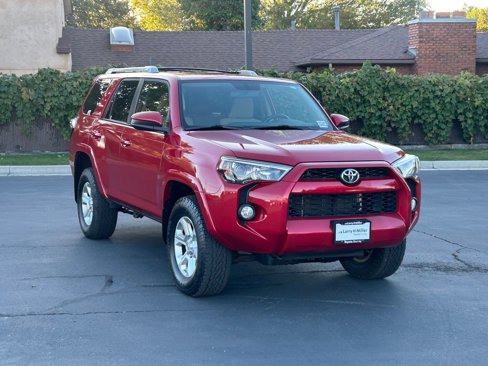 Used 2014 Toyota 4Runner SR5 image 7