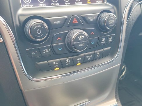 Used 2018 Jeep Grand Cherokee Trailhawk w/ Trailhawk Luxury Group image 15