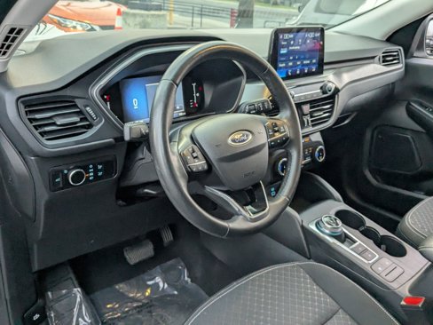 Used 2023 Ford Escape Active image 16
