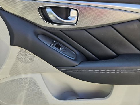 Certified 2016 INFINITI Q50 Premium w/ Driver Assistance Package image 9