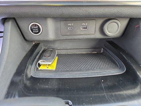 Used 2023 Nissan Rogue SV image 22