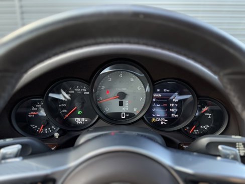 Certified 2018 Porsche 911 Carrera 4S image 18