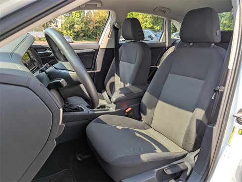 Certified 2020 Volkswagen Jetta S image 22