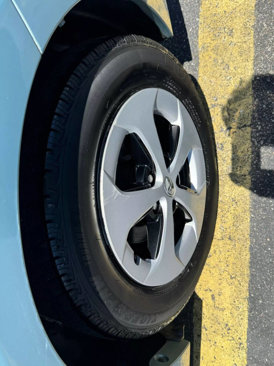 Used 2015 Toyota Prius One image 39