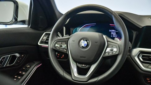 Used 2021 BMW 330i Sedan w/ Premium Package image 13