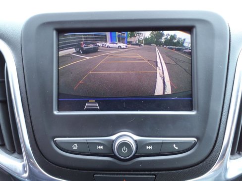 Used 2020 Chevrolet Equinox LT w/ Midnight Edition image 22