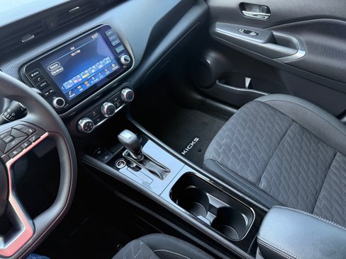 Used 2024 Nissan Kicks SV image 21