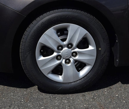 Used 2017 Kia Forte LX image 42