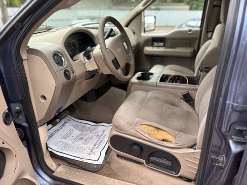 Used 2004 Ford F150 XLT image 9