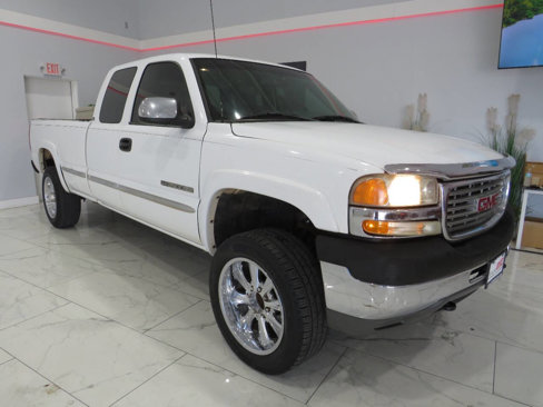 Used 2002 GMC Sierra 2500 2WD Extended Cab HD image 2