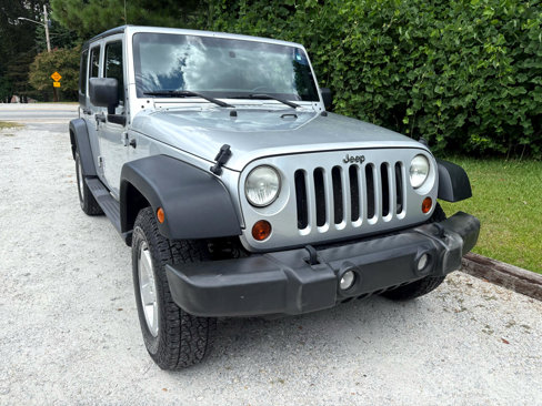 Used 2011 Jeep Wrangler Unlimited Sport image 4