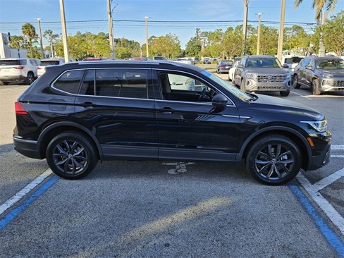 Used 2023 Volkswagen Tiguan SE image 16