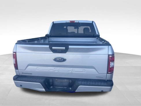 Used 2018 Ford F150 XLT w/ Equipment Group 302A Luxury image 4