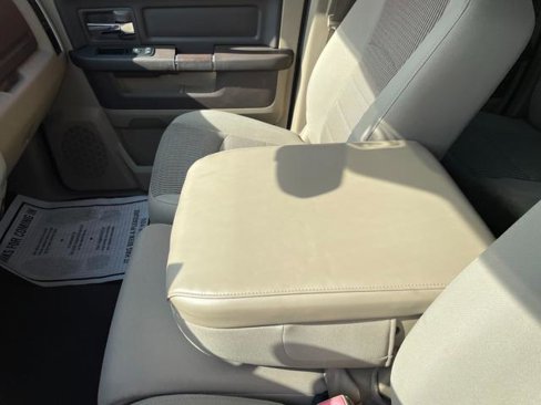 Used 2009 Dodge Ram 1500 Truck SLT image 16