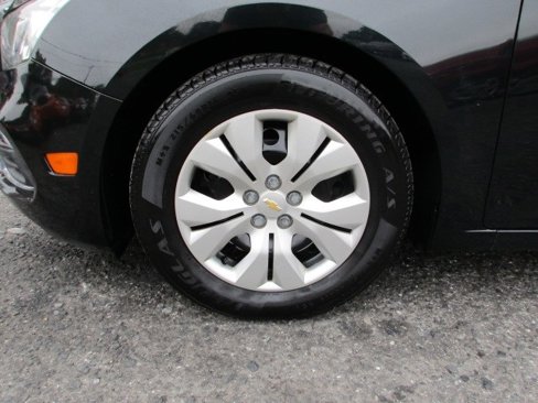 Used 2016 Chevrolet Cruze LS image 12