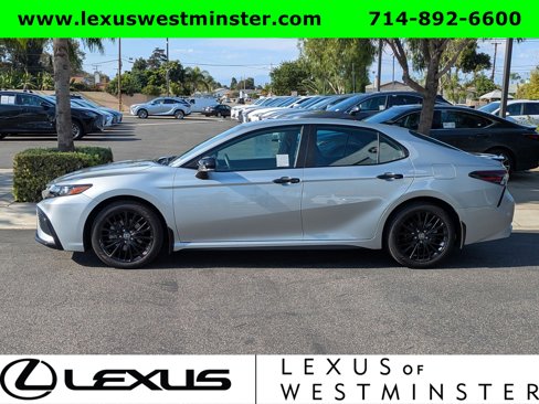 Used 2022 Toyota Camry SE image 12