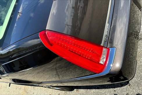 Used 2008 Cadillac DTS image 28
