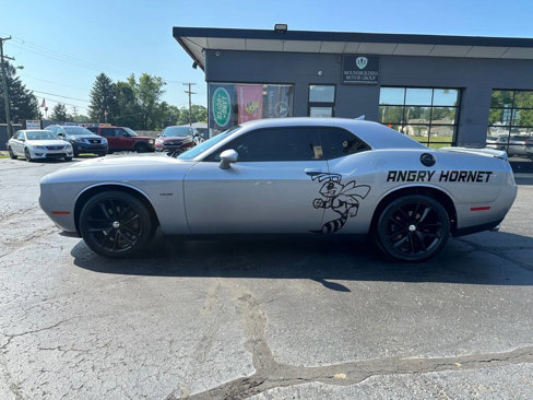 Used 2015 Dodge Challenger R/T Plus image 2