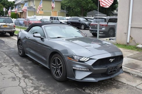 Used 2023 Ford Mustang Premium image 4
