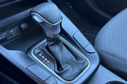 Used 2023 Kia Soul LX w/ LX Technology Package image 24