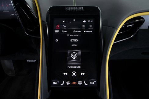 Used 2022 Ferrari Roma image 30