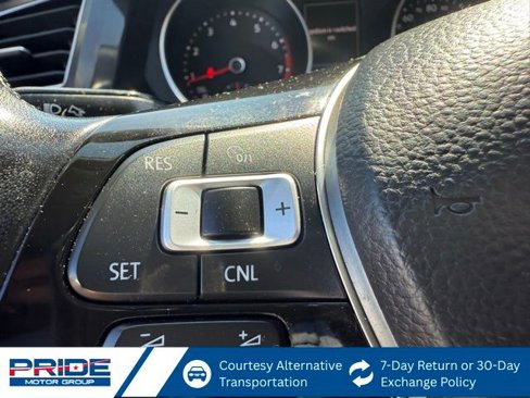 Used 2018 Volkswagen Tiguan SEL image 26