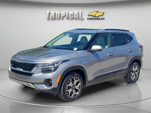 Used 2023 Kia Seltos EX image 1