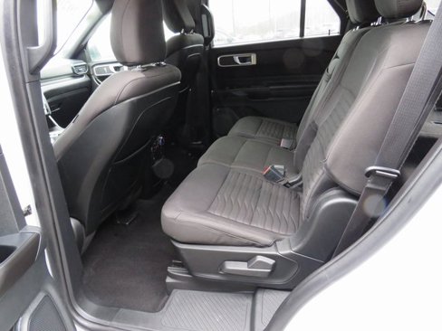 Used 2020 Ford Explorer XLT w/ Comfort Package image 23