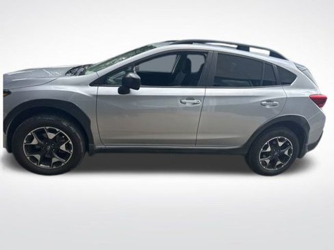 Used 2020 Subaru Crosstrek 2.0i image 2